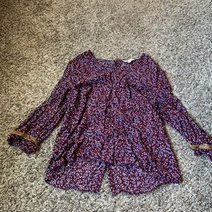 Boden floral button back V-neck top.